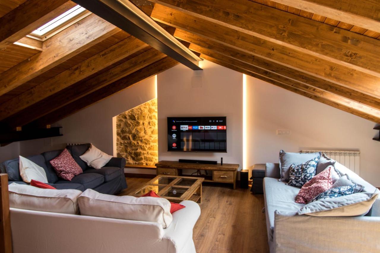 La Casa Del Abuelo Pensionat Hoyos del Espino Exteriör bild